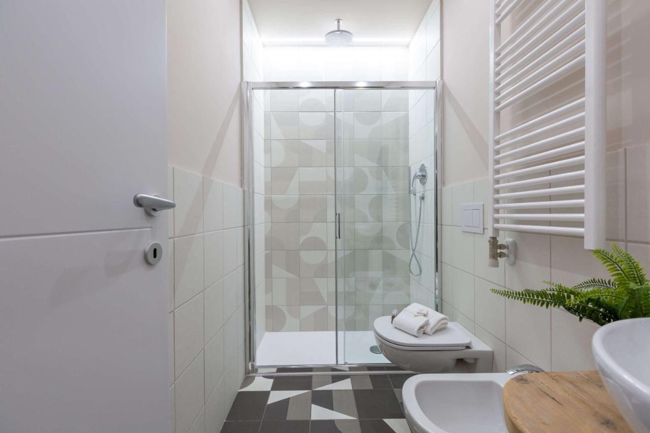Mou43 -Loreto-Duomo- Urban House - Luxury Milán Exterior foto
